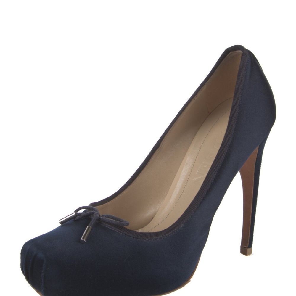 RARE: Satin Ballet Bow Pumps - Picture 3 of 11